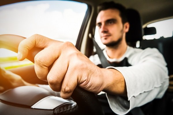 Researchers Found Drivers Still Distracted After Putting Their Phones Down